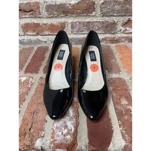 NEW Jones New York Signature Patent Leather Black Wedges 'Feona' Women's Size 7